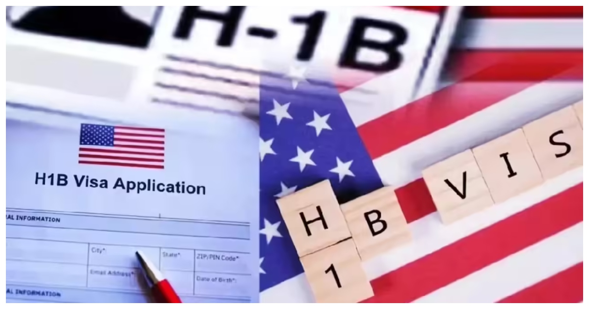 প্রজেক্ট ফায়ারওয়াল চালু করার সময় প্রেসিডেন্ট ডনাল্ড ট্রাম্প একটি ঘোষণা স্বাক্ষর করেন। ছবি: টাইমস অফ ইন্ডিয়া